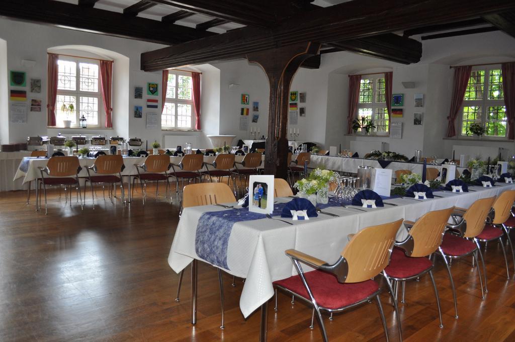 Schlosshotel Am Hainich Behringen  ภายนอก รูปภาพ