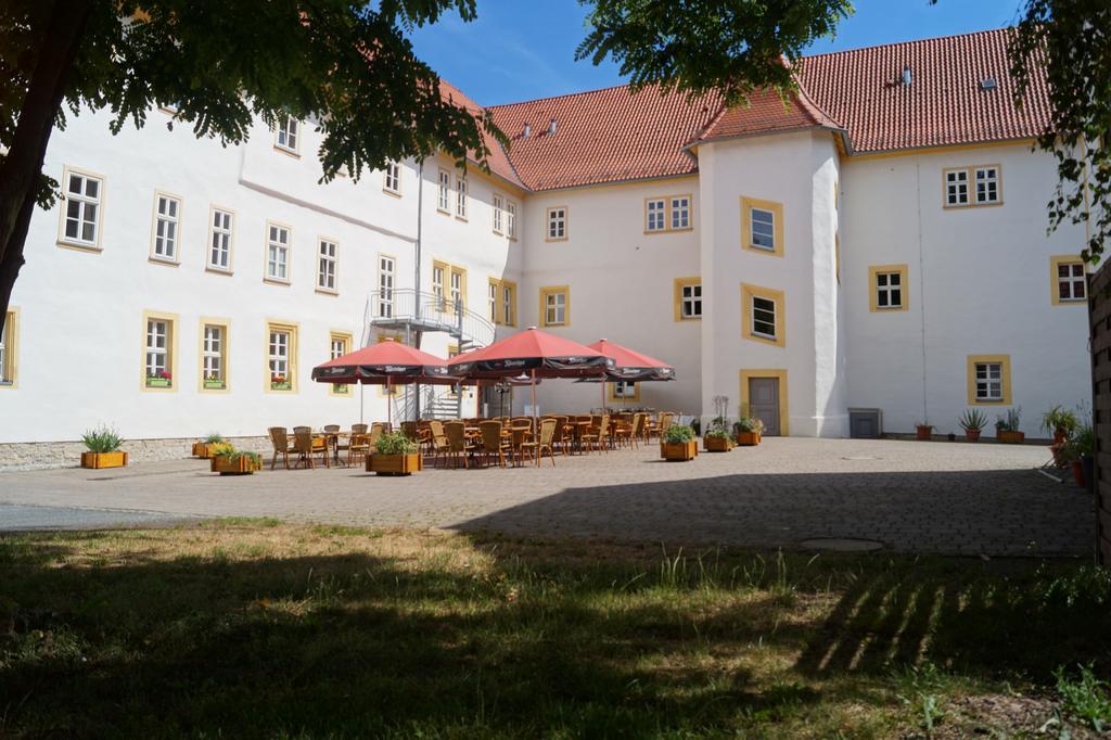 Schlosshotel Am Hainich Behringen  ภายนอก รูปภาพ