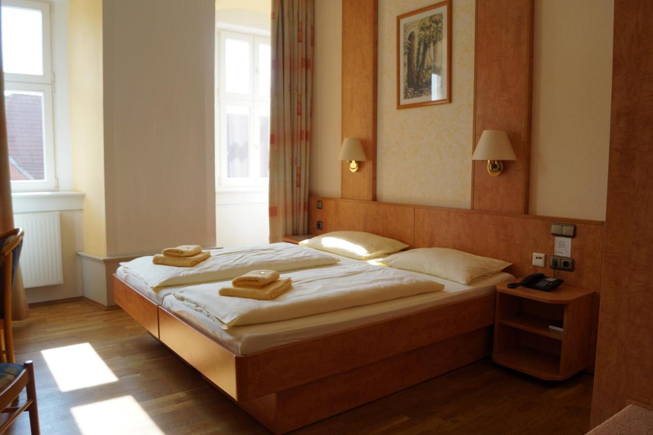 Schlosshotel Am Hainich Behringen  ภายนอก รูปภาพ